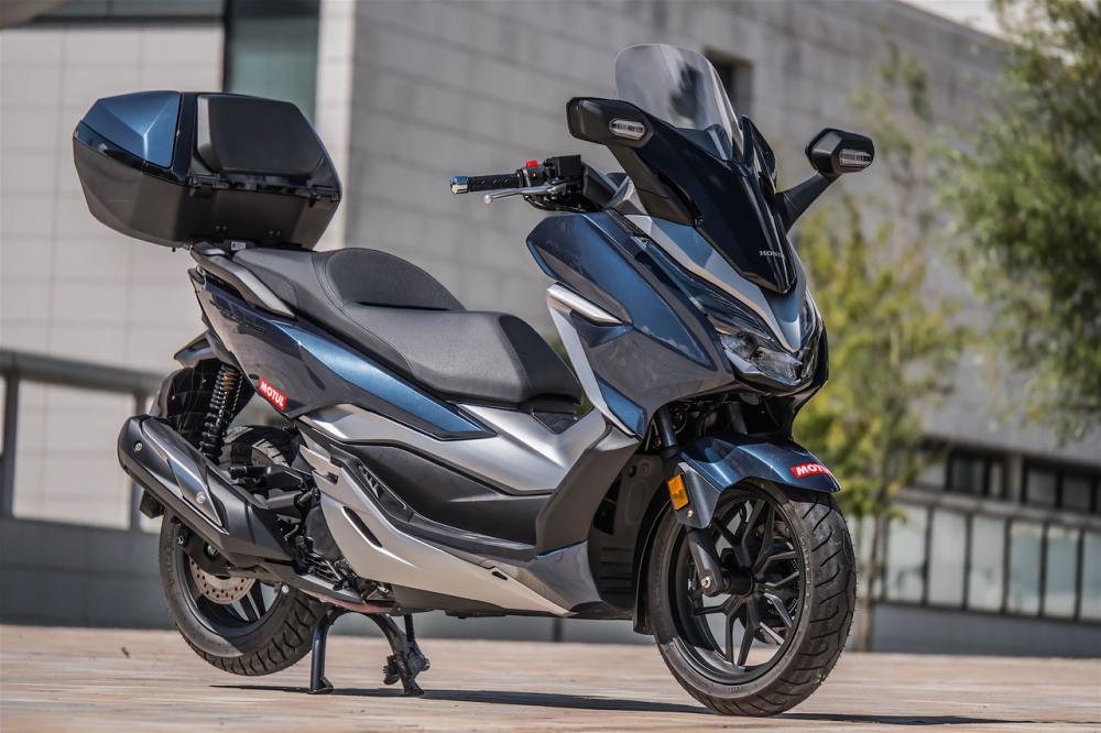 10-essai-honda-forza-300-urbaanews